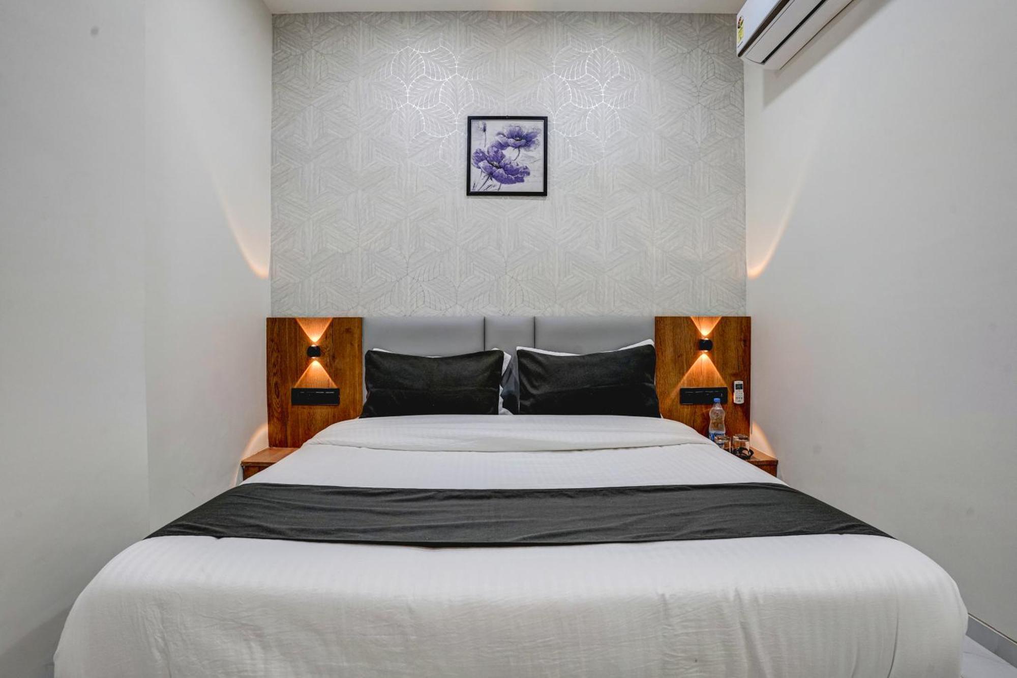 Hotel Paris Plaza Ahmadábád Kültér fotó